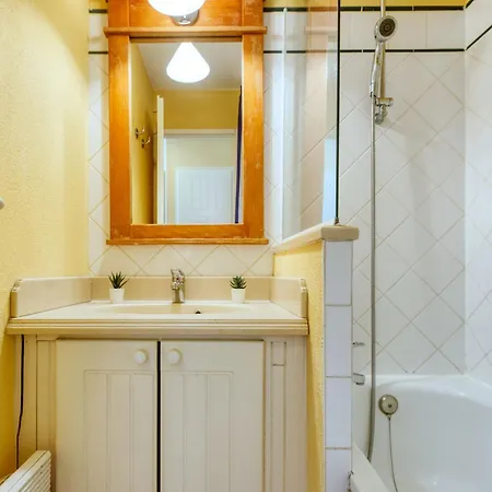 Apartament Domaine Golf Resort-1 By Interhome *